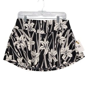 Tail NEW Medium Tayliz Tennis Skort VLine Flounce Raven Lilium Floral Pickleball